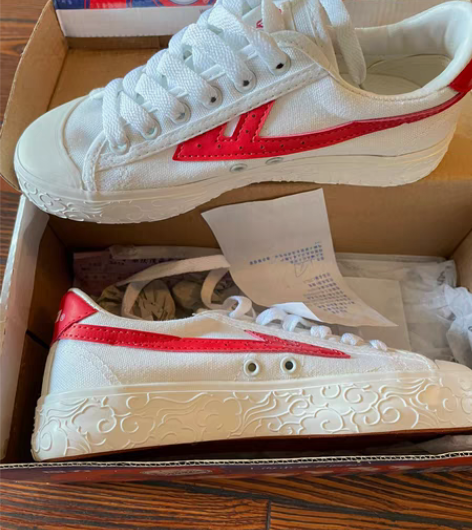 包邮杨幂同款回力小白鞋 商场专柜购买，全新...