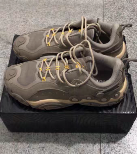 包邮【二手】匹克态极赤曜 42码 C200...