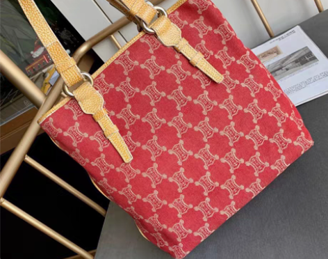 【年终盛典】Celine梅子色老花购物袋单...