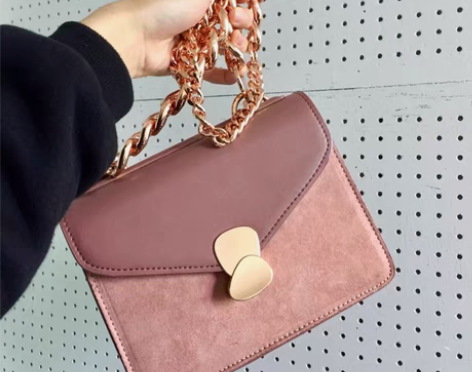 小ck信封包 两年前别人送的  绝对保证正...