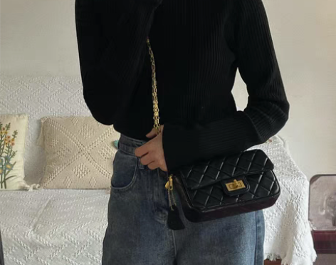 包邮链条斜挎包 感兴趣的话点“我想要”和我...