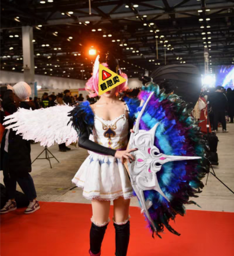 小乔天鹅之梦 翅膀出了，衣服假发扇子鞋全套...