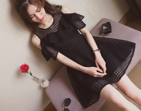 转卖气质露肩镂空连衣裙女夏季新款2017韩...