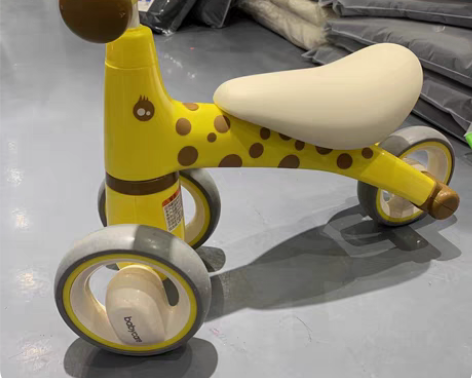 包邮九成新 babycare儿童平衡车无...