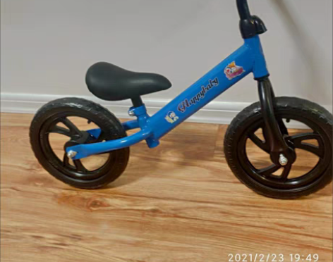 包邮幼儿园关闭了，还有一些平衡车便宜处理了...