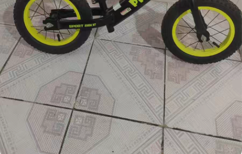 凤凰牌儿童平衡车，适合3岁到6岁小宝宝骑行...