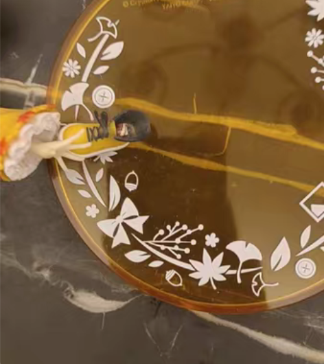 taito 景品 初音未来秋服行李箱手办，...