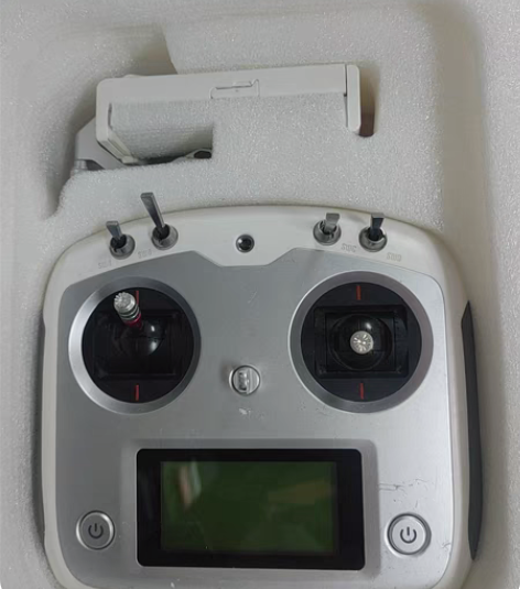 包邮富斯i6s遥控器 功能正常 送凤凰模拟...