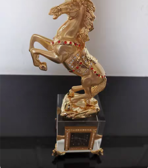 包邮白钻红玉镀金马摆件 一鸣惊人 全新 高...