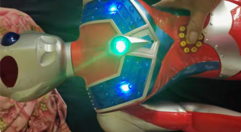 闲置奥特曼装电池会唱歌，讲故事，录音好多功...