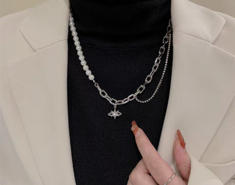 转卖设计感小众高级珍珠拼接项链女秋冬冷淡风...