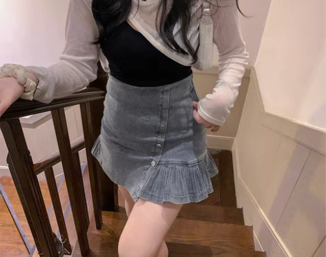 转卖【薅羊毛专区】 辣妹小蛮腰 设计感牛仔...