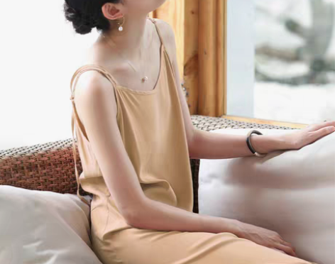 转卖寺山文也 慕情/吊带裙女氨铜丝拼接鱼尾...