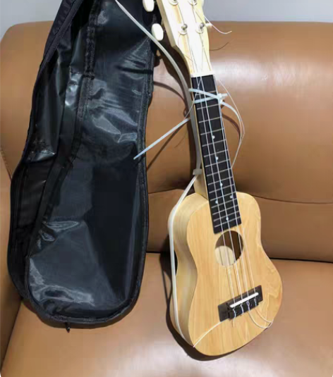 全新手工制作尤克里里木制带包 手工制作的，...