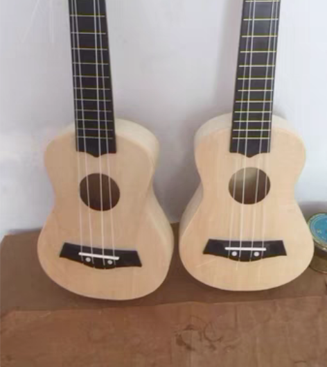 包邮四弦尤克里里diy成品一把（右边已卖）...