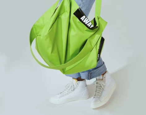 转卖SUBTLE EQUS运动训练健身包女...