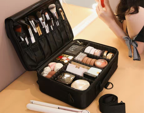 转卖化妆包大容量便携2020新款超火202...