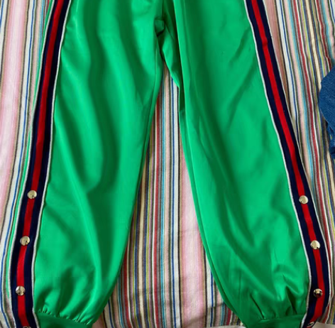 包邮120斤以内都可以穿，特价出，女士运动...