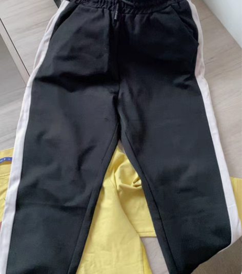 没怎么穿过 感兴趣的话点“我想要”和我私聊...