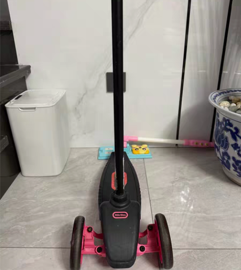 美国小泰克滑板车little tikes，...