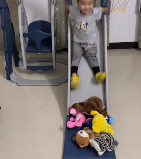 包邮儿童滑滑梯室内家用多功能滑梯秋千组合小...