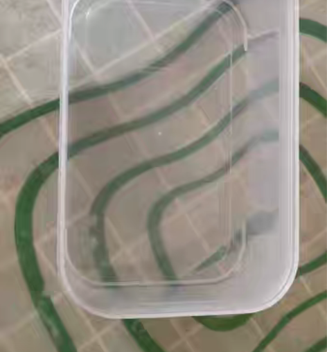 包邮多个全新塑料保险盒，可以放在冰箱里使用...