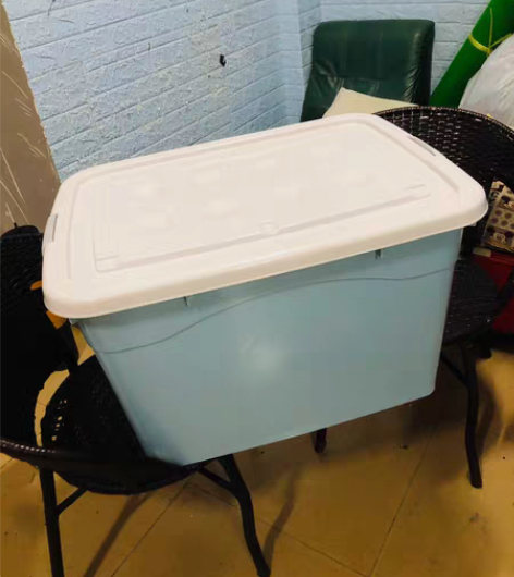 佳帮手加厚特大号收纳箱,箱子很大,看尺寸,...