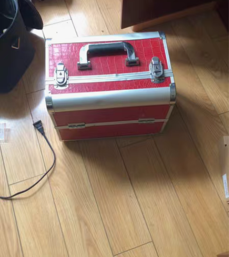 专业大号纹绣工具箱收纳箱 材质：PVC 款...