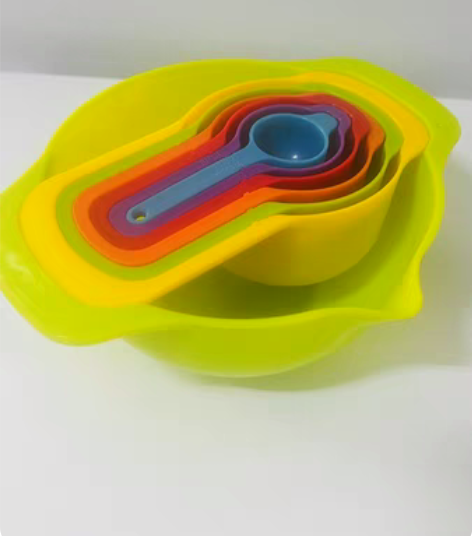 全新闲置量勺套装洗菜盆七件套 感兴趣的话点...