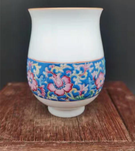 包邮特价景德镇手绘珐琅彩蓝地缠枝花卉闻香杯...