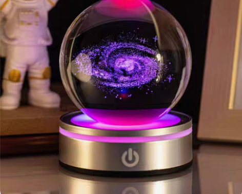 包邮开学小礼物宇宙发光水晶球宇航员小夜灯夜...