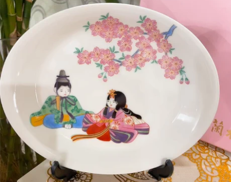 包邮日本香兰社限量版盘子 价格是一个的，非...