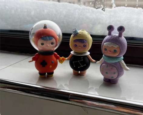 泡泡玛特毕奇太空系列宇航员月亮宝宝毛绒怪拆...