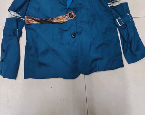 服装设计学生的期末作业 设计感杠杠的 感兴...