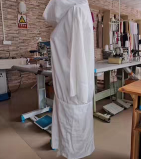 转卖欢迎来样衣定制,相似度极高。 感兴趣的...