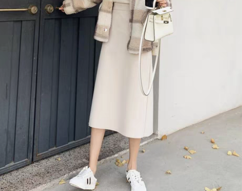 转卖毛呢半身裙女秋冬天配毛衣高腰中长款羊毛...