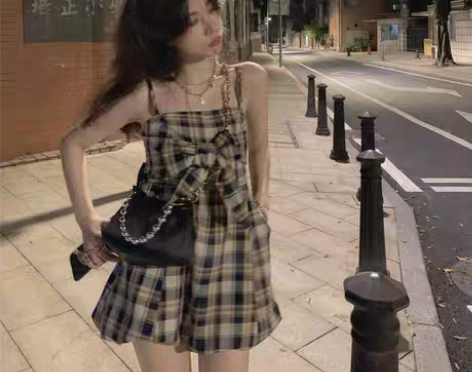 转卖Miniuoo范欣150小个子格子蝴蝶...