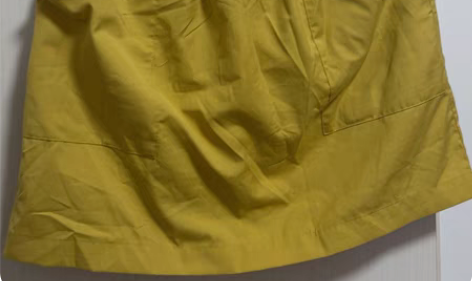 花苞裙，半裙，黄的，M码，不退不换。 感兴...