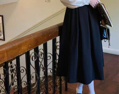 转卖VASSE 复古气质连衣裙子女赫本风背...