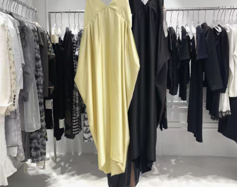 转卖2022十三行春装韩版新款港风复古气质...