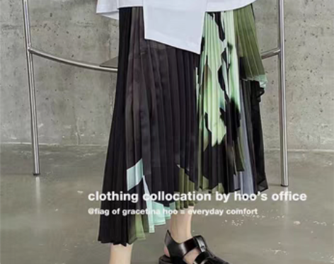 转卖百褶裙女2022年新款设计感港风复古泼...