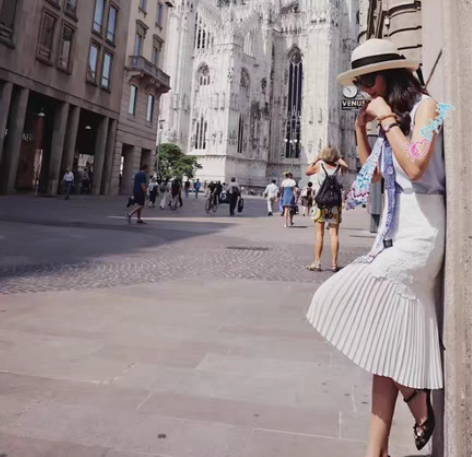 转卖本人意大利实拍 蕾丝半身裙春夏中裙 白...