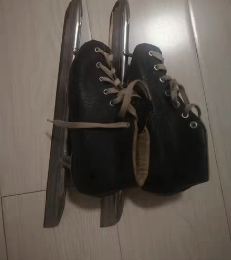 包邮儿童速滑冰鞋，31码，小孩用，纯牛皮，...