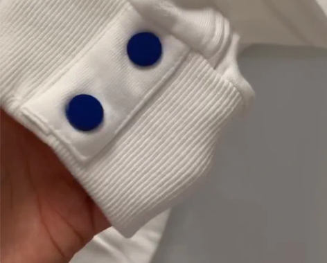 包邮女款卫裤白色休闲裤春秋款，全新未穿，没...