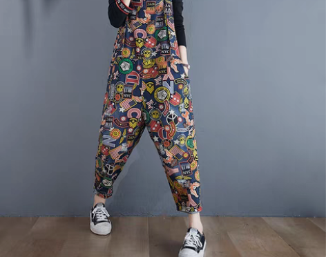 转卖春秋大码韩版宽松九分牛仔裤显瘦哈伦裤印...