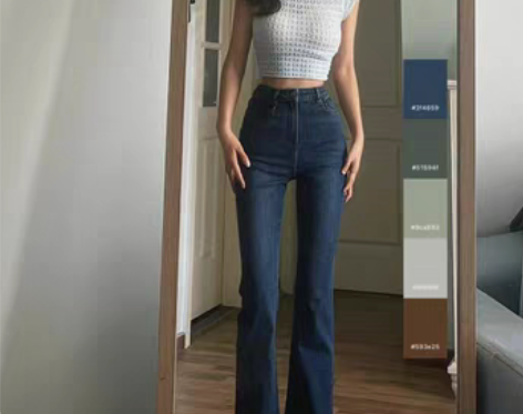 转卖深蓝色复古高腰显瘦微喇叭牛仔裤女202...