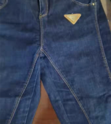 包邮牛仔裤全新，M号腰围82，裤长83到8...