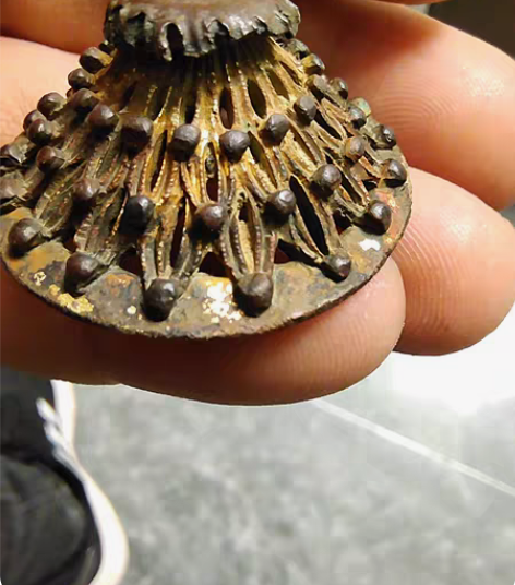 清代铜鎏金帽顶底座，传世品，品相完美，鎏金...