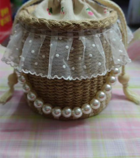 包邮这是一个水桶包，小包包可以收纳也可以当...