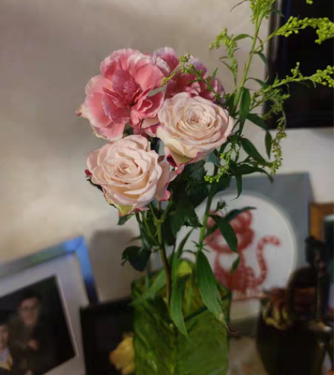 琼瑶，买了好多年，无破损，无污渍。自提不包...